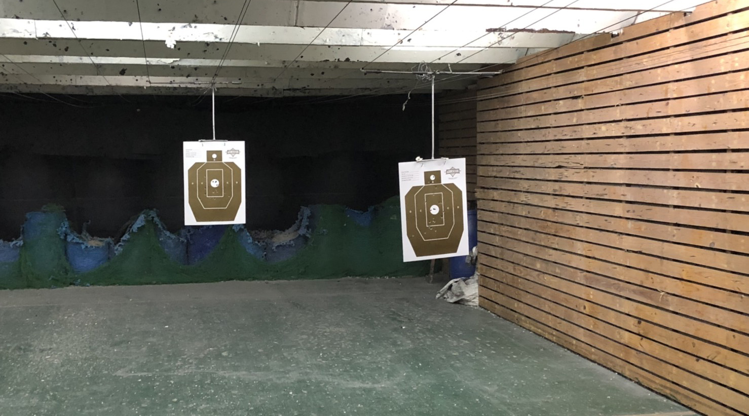 Bang！真槍實彈披上肩