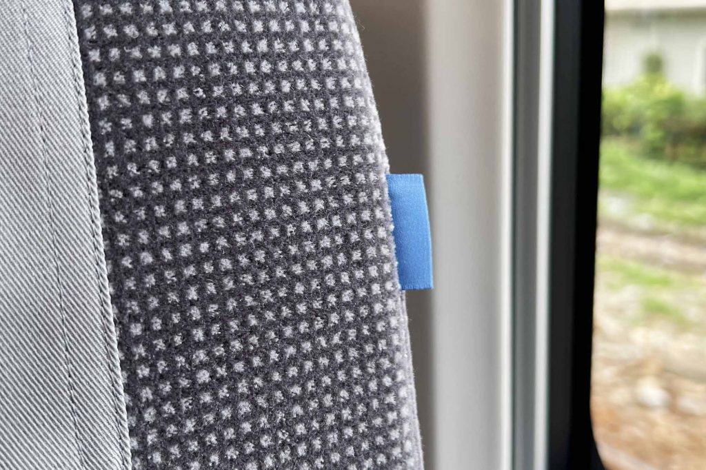 EMU3000 騰雲座艙