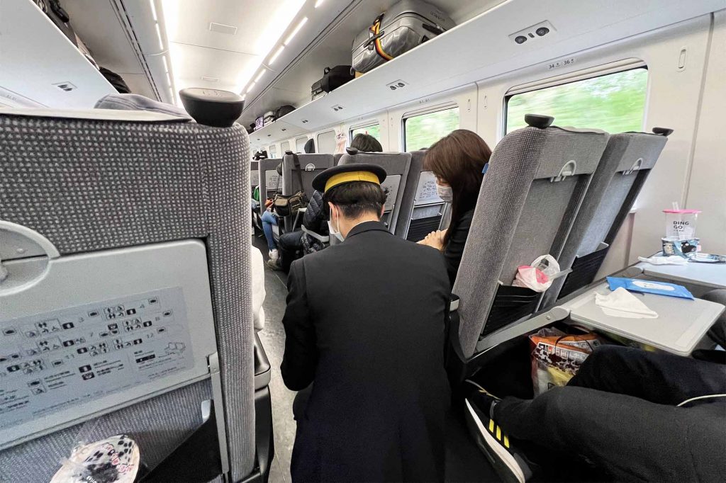 EMU3000 騰雲座艙