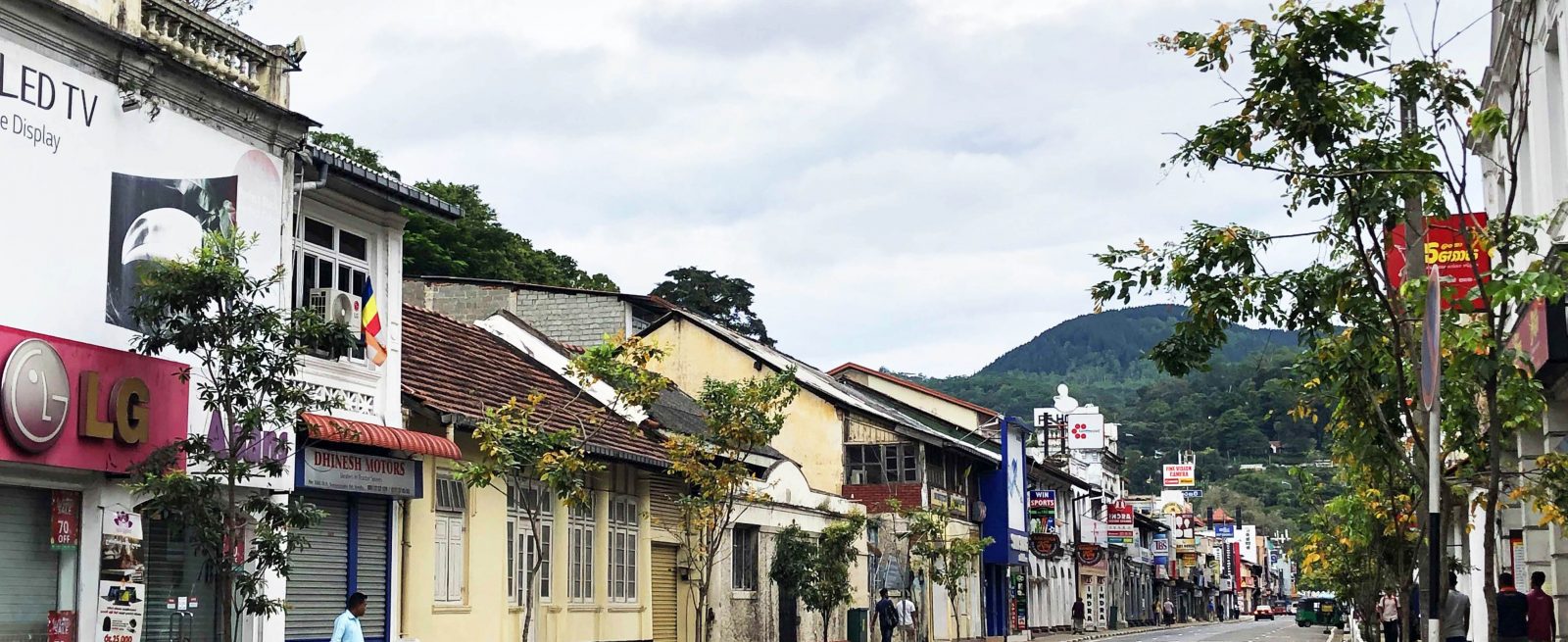 斯里蘭卡康提(Kandy）｜ 觀禮佛牙聖城探索獅子岩山享受錫蘭之美
